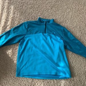 Under armor long sleeve shirt
